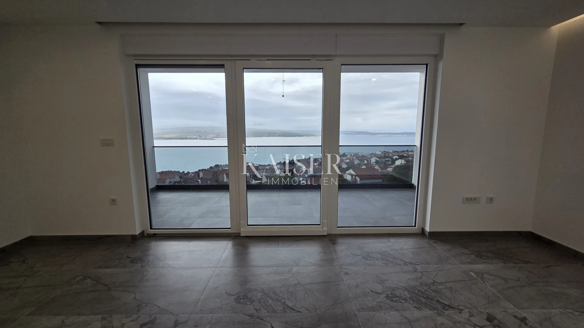 crikvenica – stan, 2s+db, novogradnja s pogledom, terasa i parking - slika 4