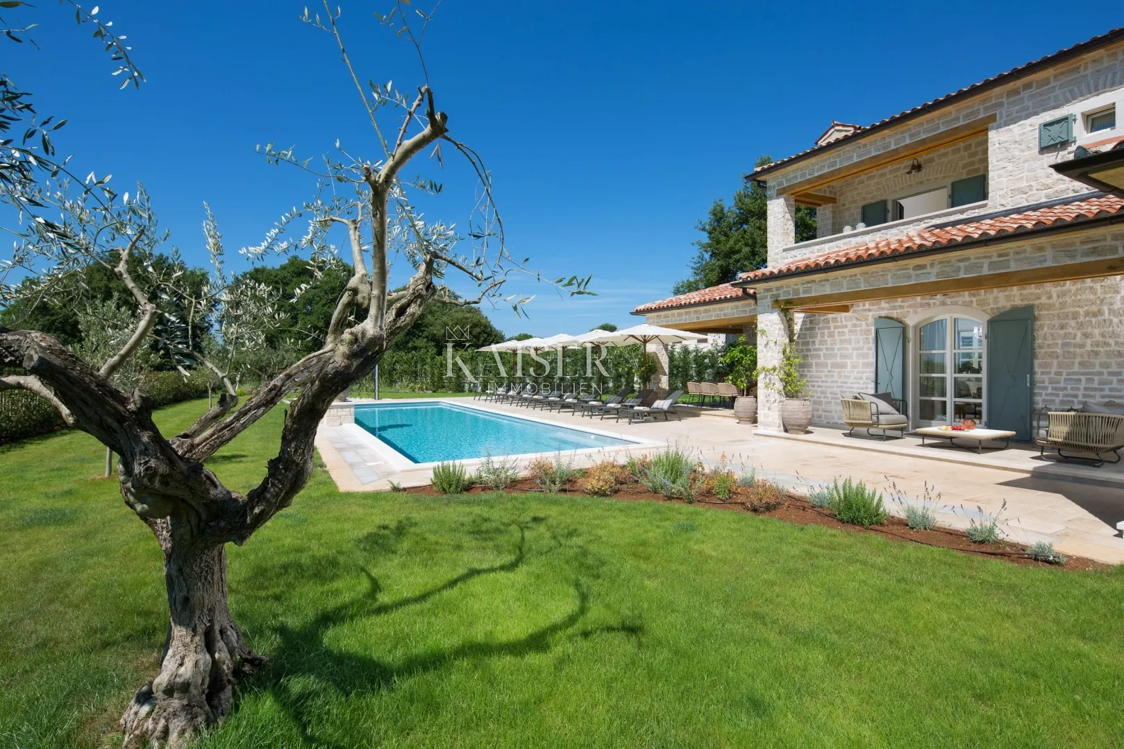 istra, poreč - luksuzna vila - slika 3