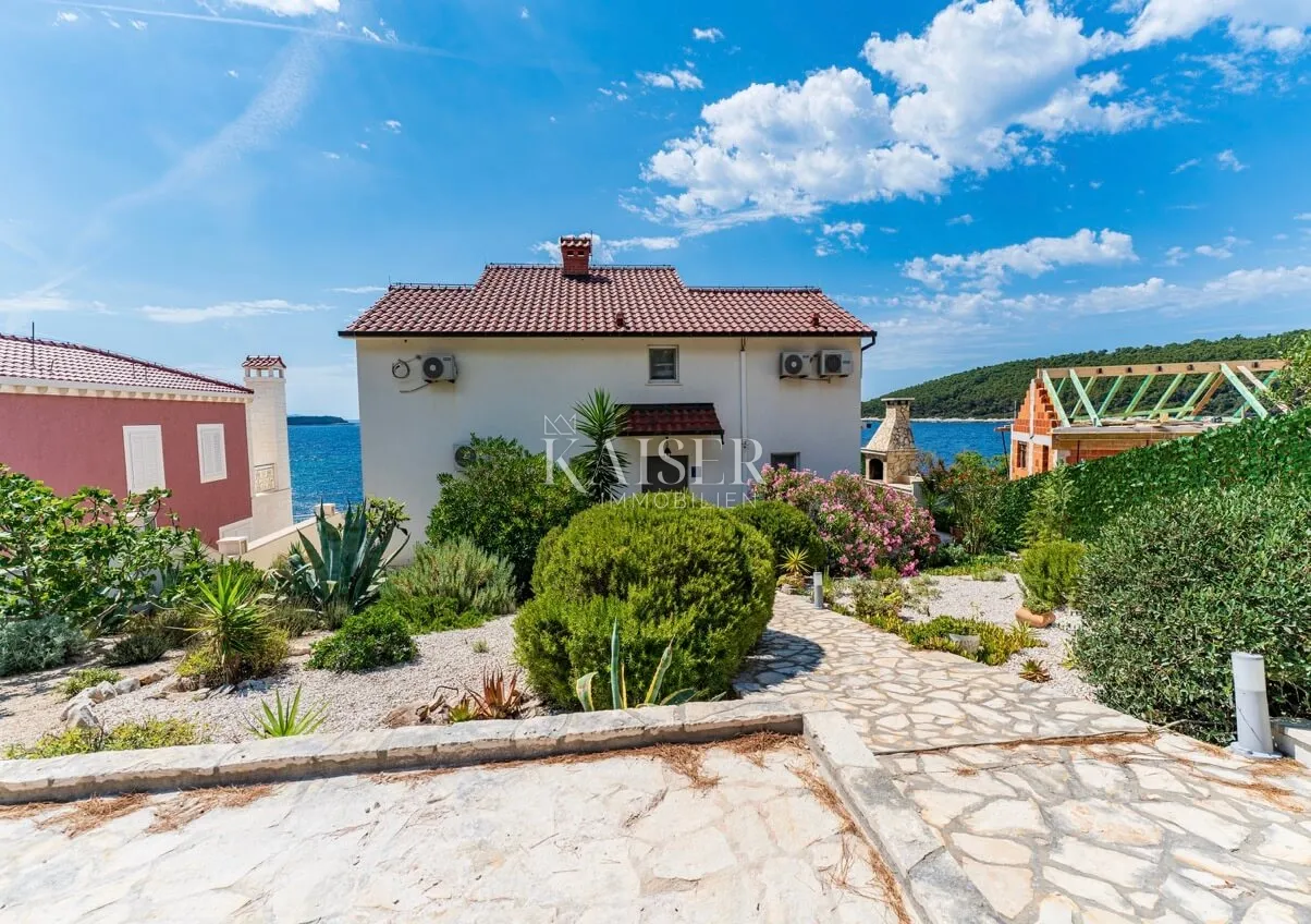 otok korčula - prekrasna i zadivljujuća vila uz more - slika 16