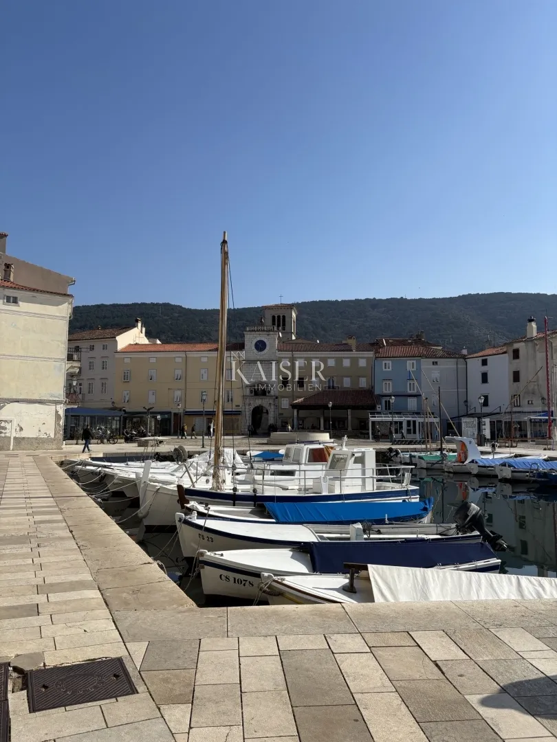 cres, stan 54m2 - strogi centar, nekoliko koraka od rive - slika 6