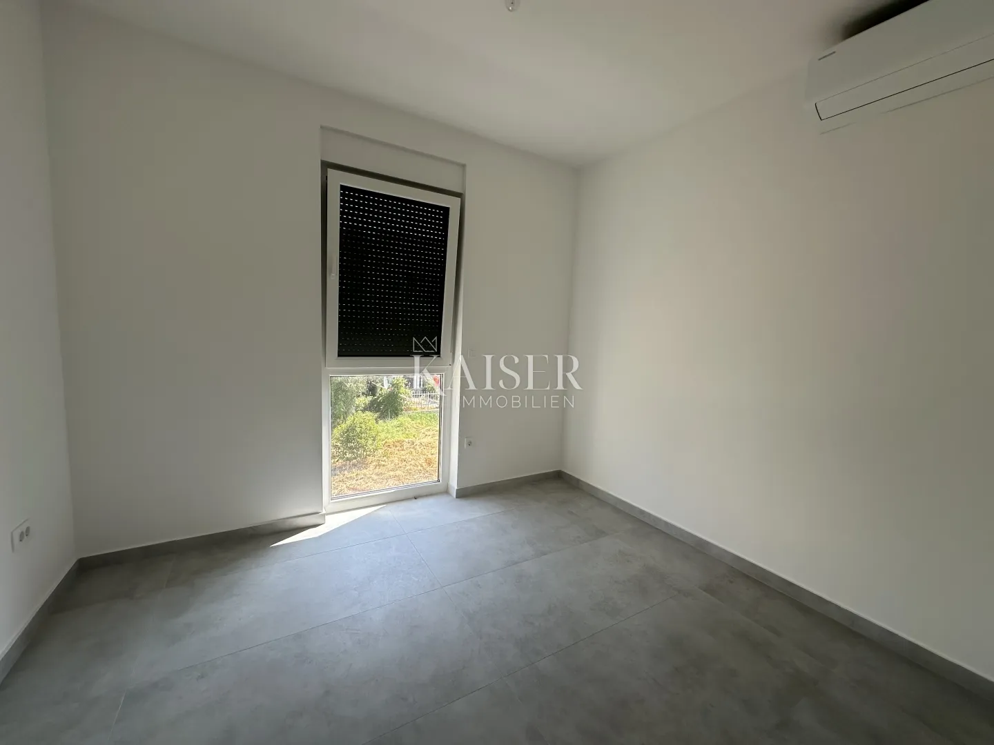 zadar; kožino-stan 135 m2 s bazenom uz more - slika 14
