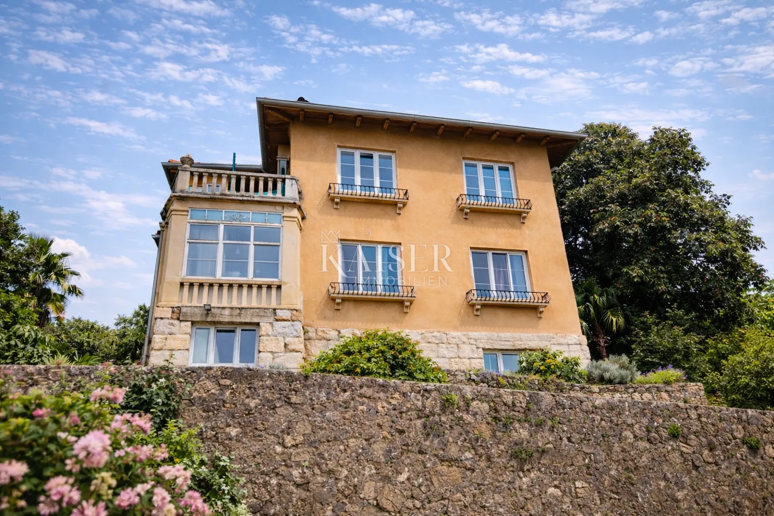 opatija — cijela etaža vile s otvorenim pogledom na more i potencijalom potkrovlja - slika 11