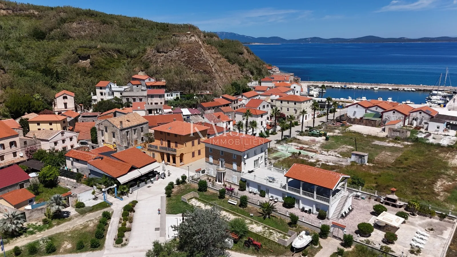 otok susak, kuća s restoranom - slika 2