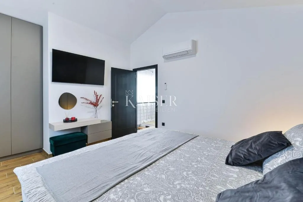 zadar, privlaka – elegantna samostojeća kuća s bazenom u dalmatinskom stilu - slika 25