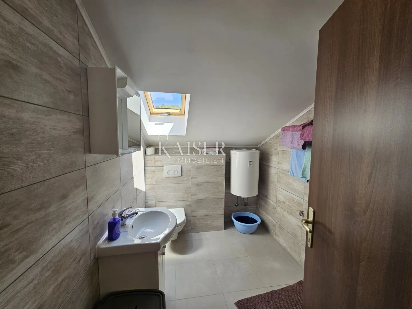 otok krk, malinska - kuća sa 4 apartmana - slika 11