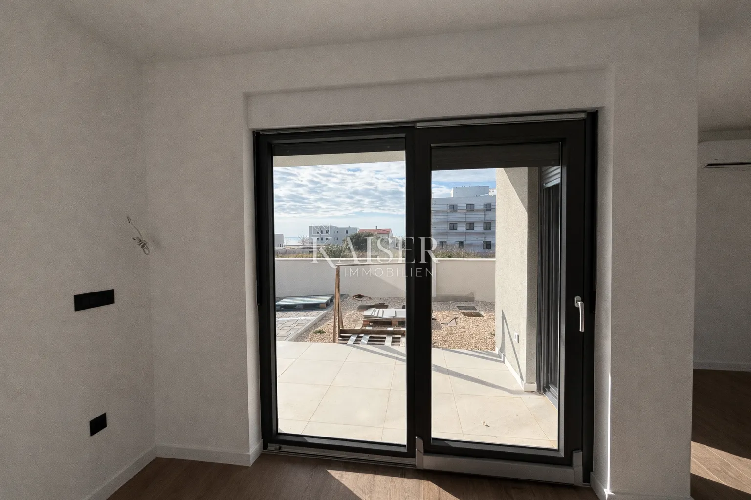 zadar – privlaka | apartman u novogradnji, 200 m od mora - slika 18