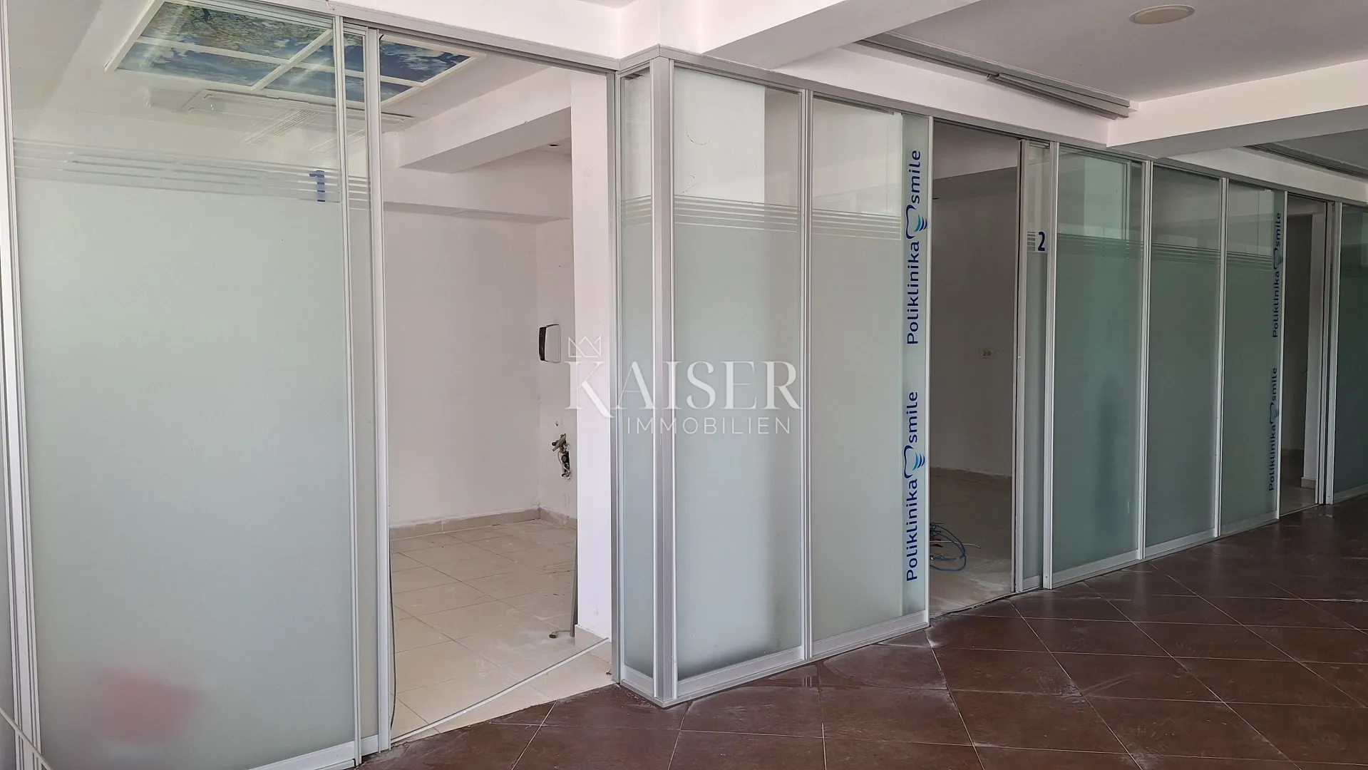 matulji, šapjane, poslovna zgrada na 3 etaže, vanjsko parkiralište,780 m2 korisnog prostora - slika 33