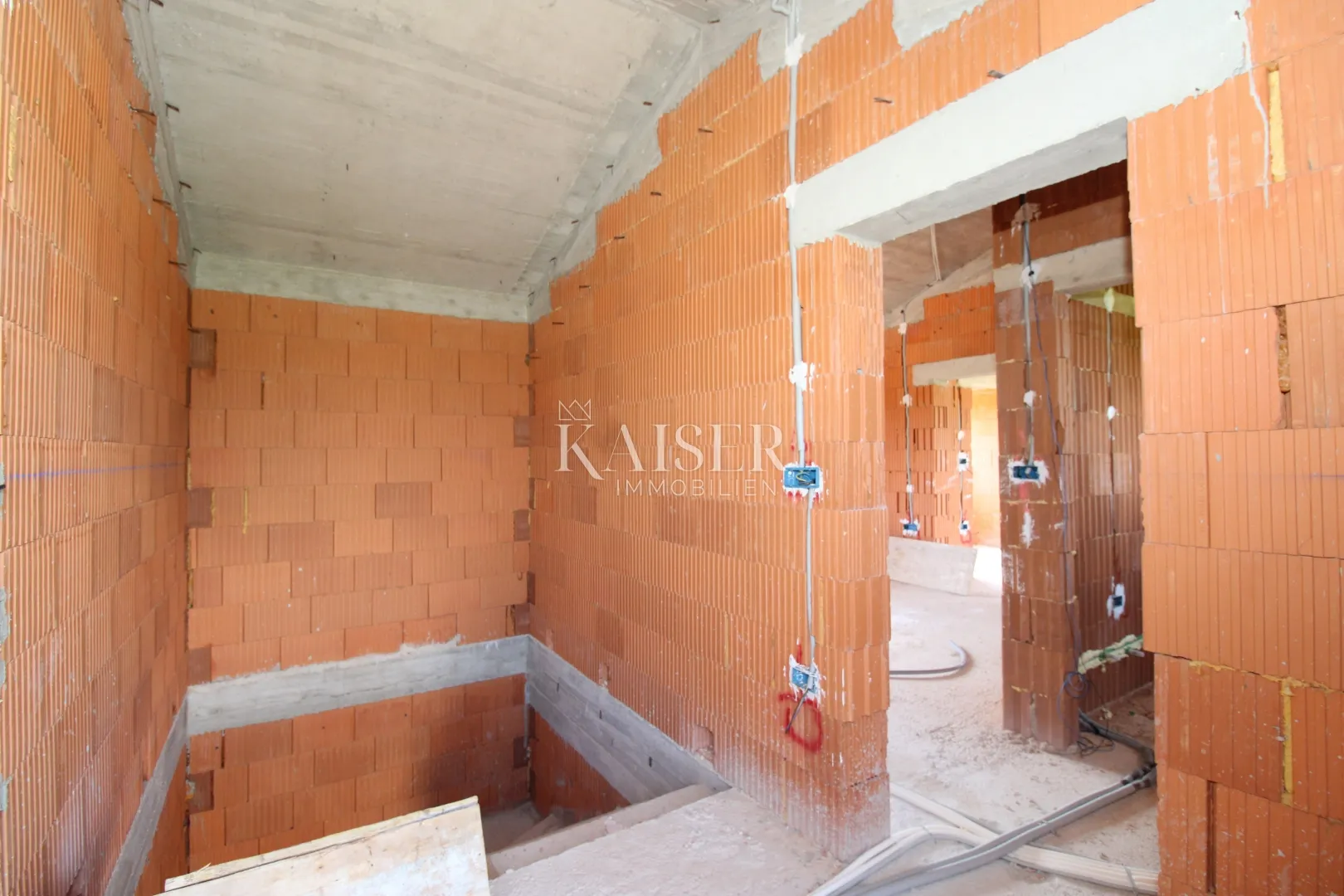 istra, pula- moderna dvojna kuća 170m2 s bazenom - slika 18