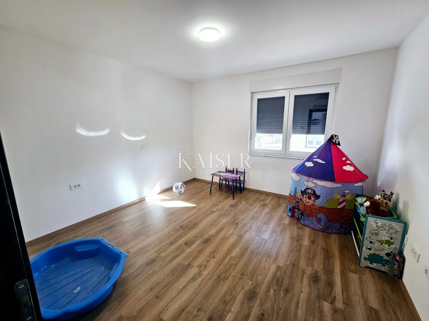 krk, vrbnik - samostojeća kuća 152m2, pogled more - slika 17