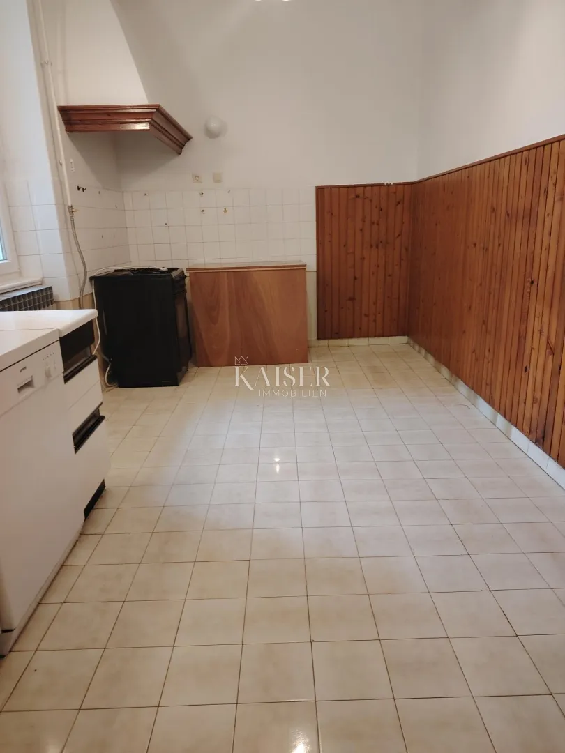 istra. pula - trosoban stan 74m2 s vrtom i konobom - slika 3