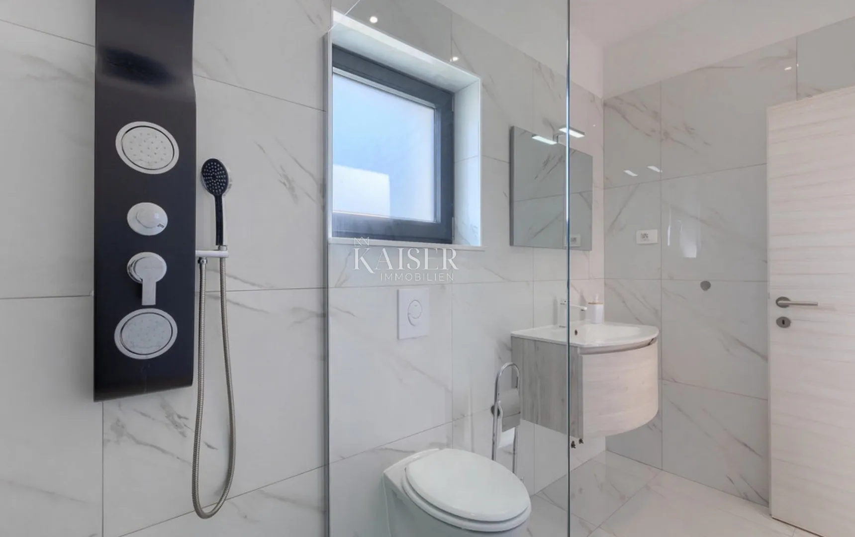 istra, labin -novogradnja s bazenom, 125 m2 - slika 15