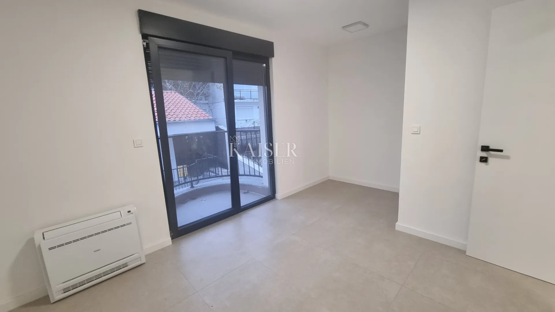 crikvenica, centar - stan 2s+db sa liftom - slika 2