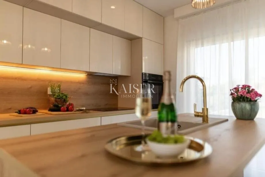 zadar, privlaka - moderna vila s bazenom, 50 m od mora - slika 11