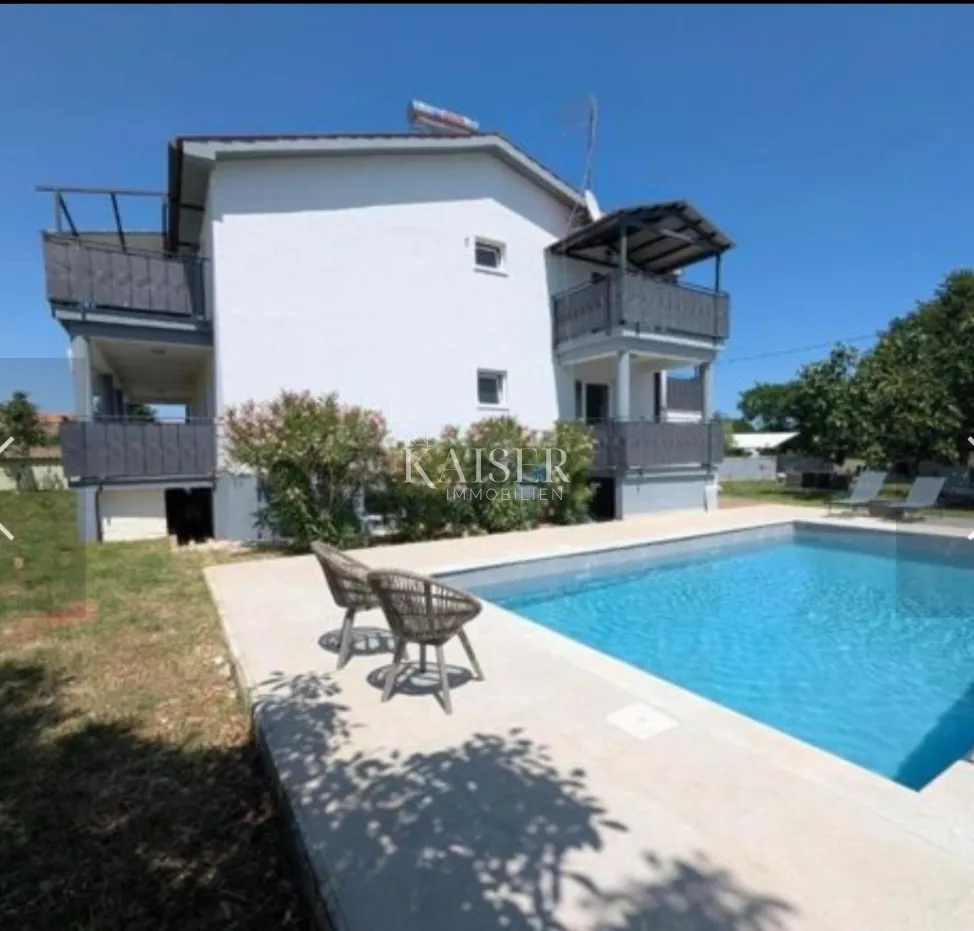istra, pula - kuća s 5 apartmana i dva bazena - slika 4