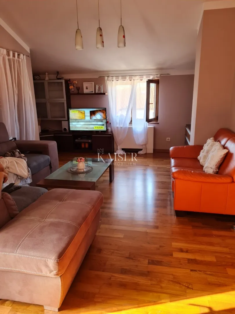 otok cres, cres, kuća sa više apartmana - slika 10