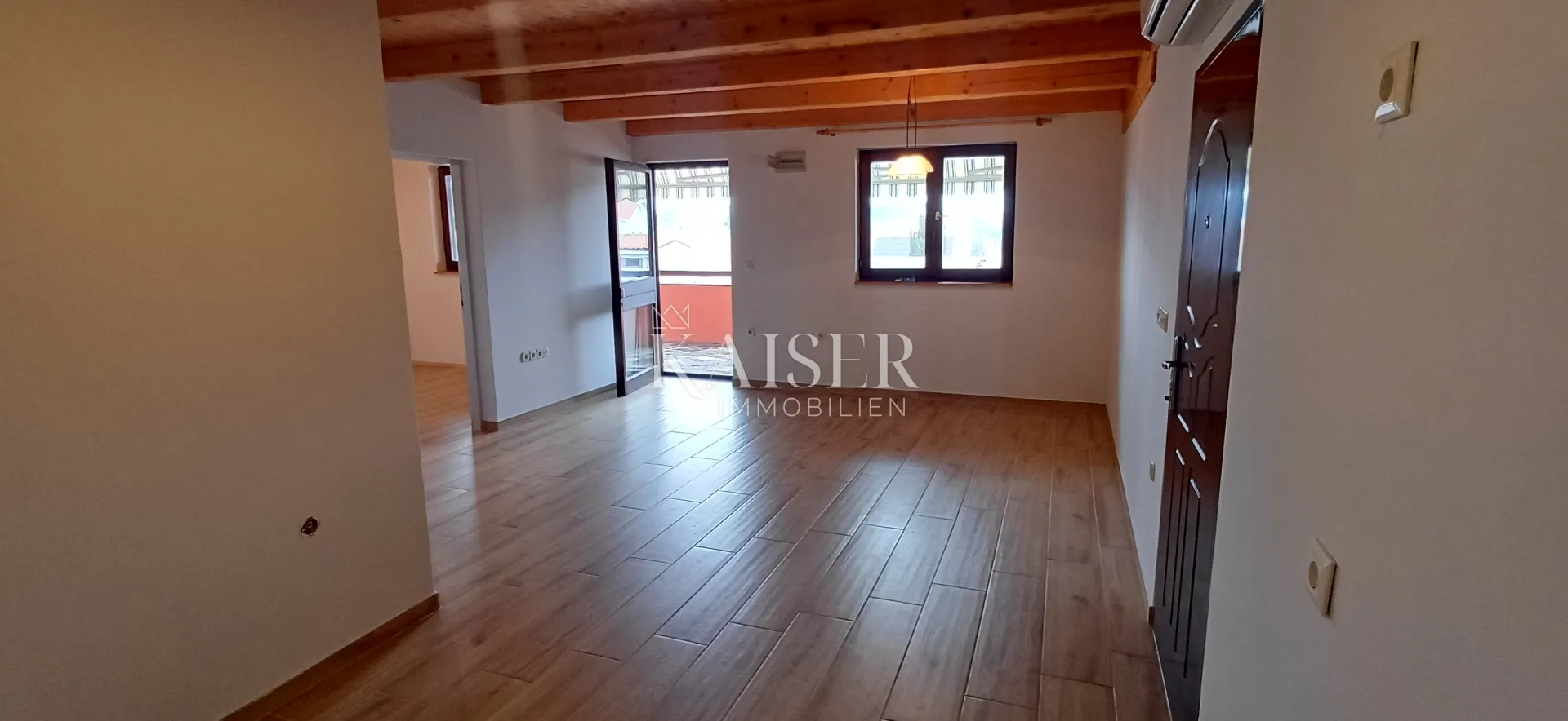 vir – stan s terasom i pogledom na more, 120 m od plaže - slika 4