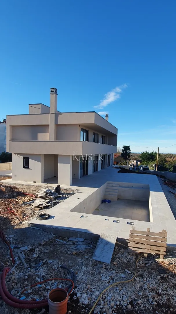 istra - poreč, luksuzna vila sa krovnom terasom i pogled na more - slika 2
