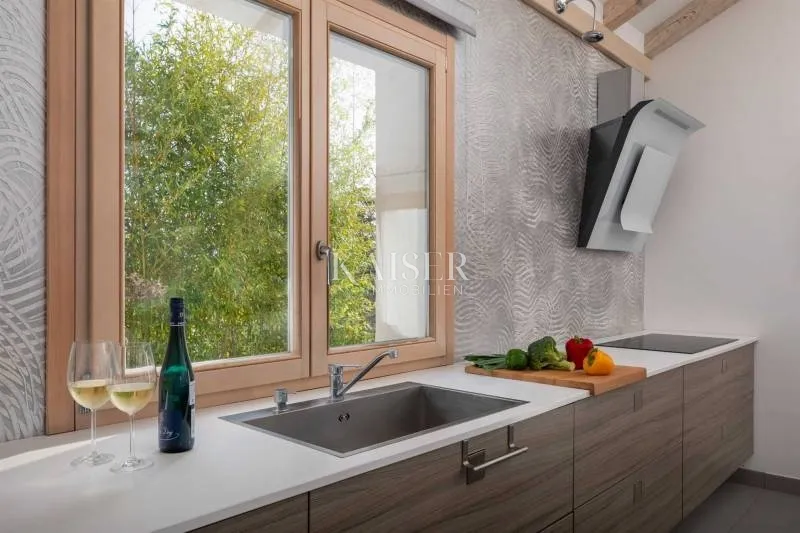 šibenik-žaborić – luksuzna vila 358 m² s bazenom, konobom i panoramskim pogledom - slika 20