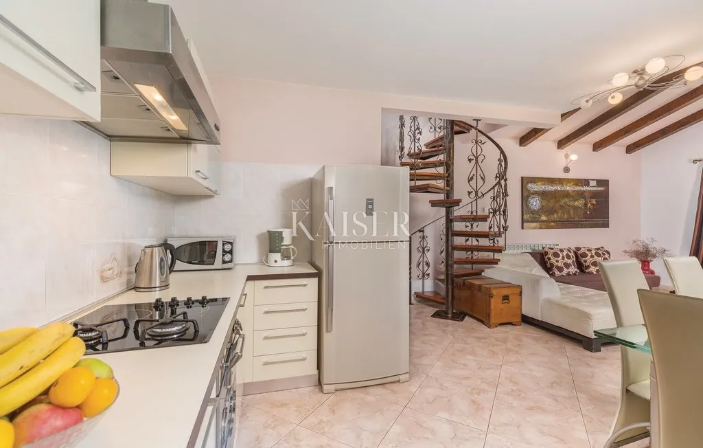 istra, novigrad - vila 131m2, s bazenom i velikom okućnicom, za dugoročni najam - slika 25