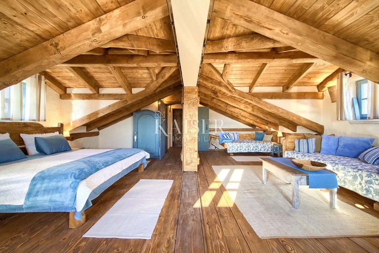 otok krk, malinska, autohtona vila s pogledom na more, 260 m2 - slika 10