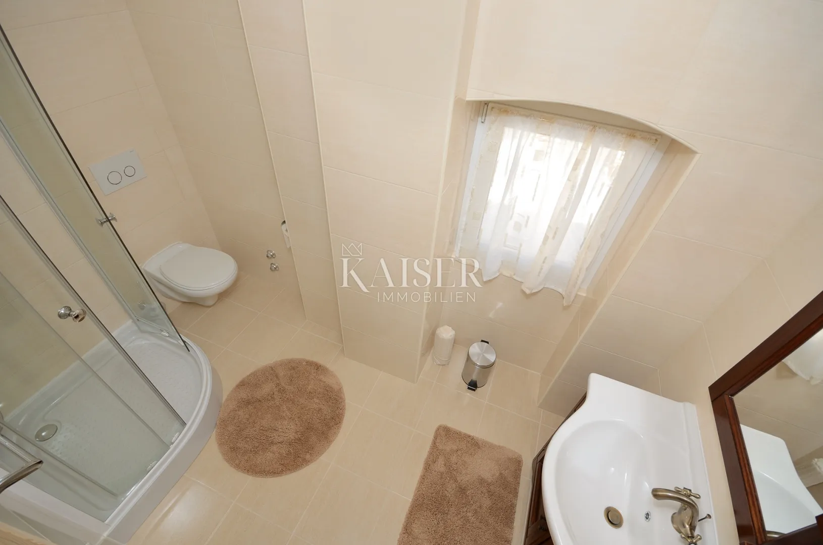 istra, rovinj okolica- šarmantna kamena kuća 170m2 s bazenom - slika 14