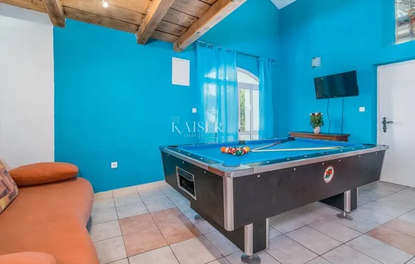 otok krk, šilo, okolica - kuća sa bazenom 145m2 - slika 27