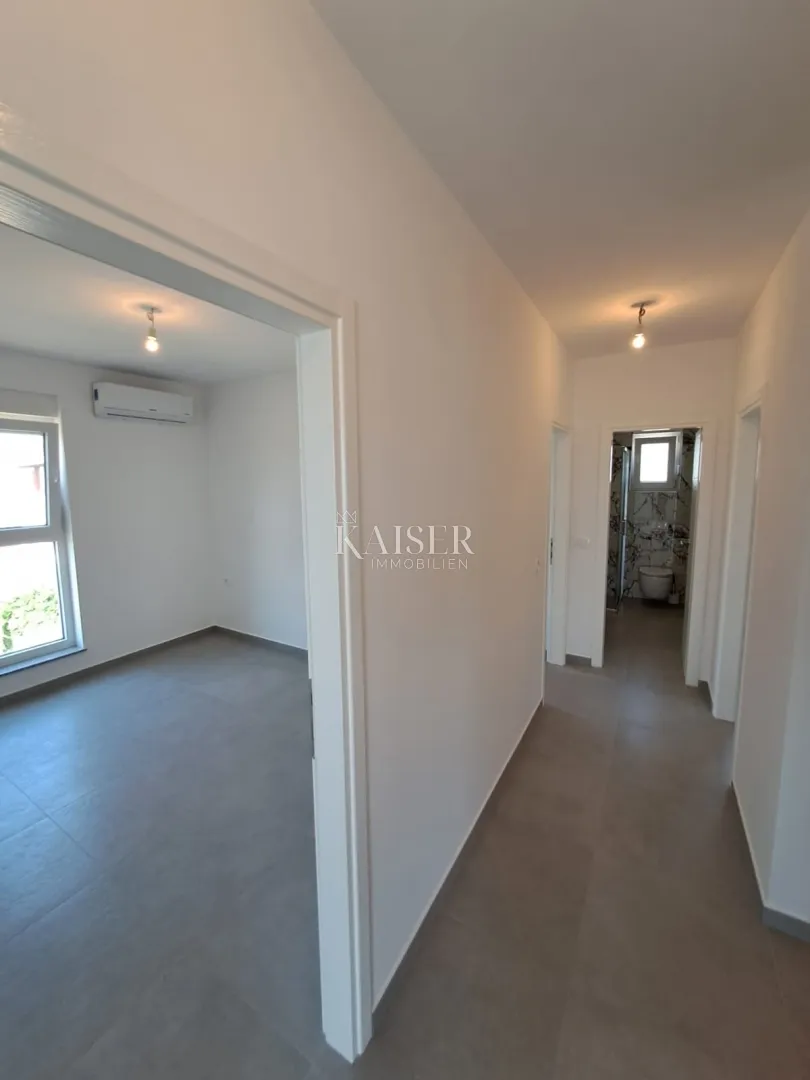 sukošan, zadar-ekskluzivni penthouse s krovnom terasom, 100 m od mora - slika 10
