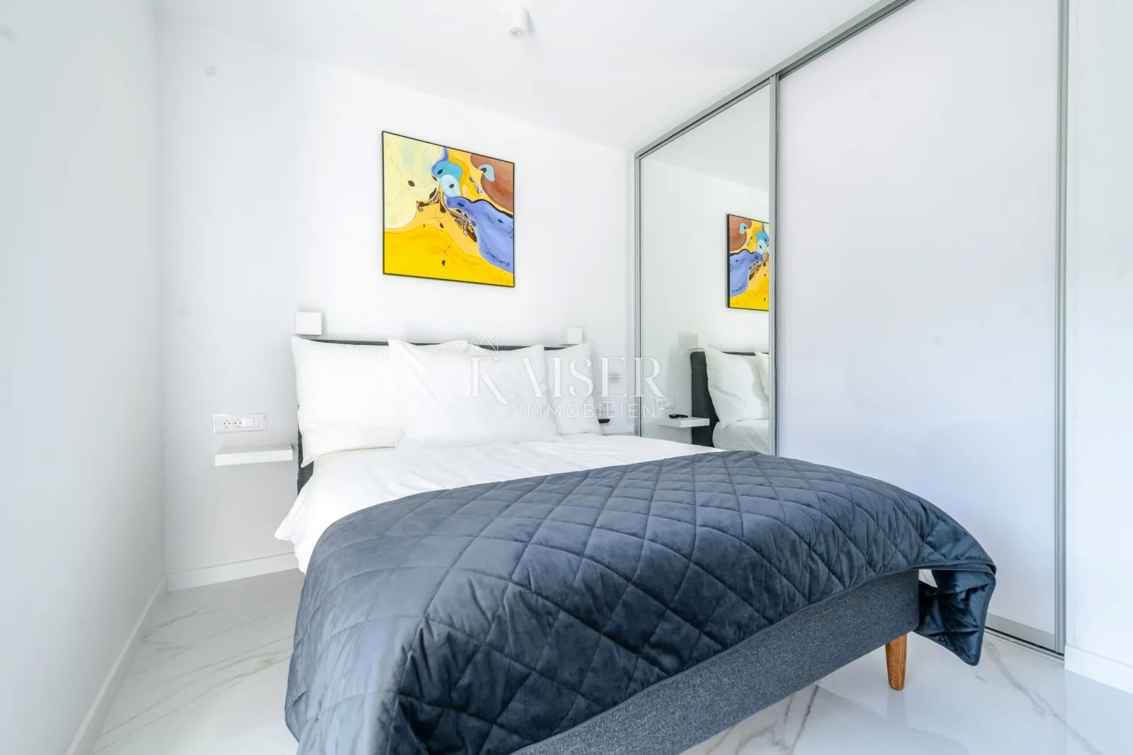 penthouse s očaravajućim pogledom na more i planine - slika 7