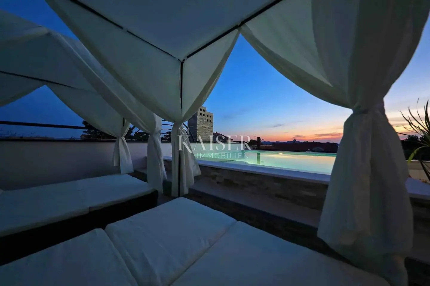Zadar Belafuža | Penthouse s bazenom i krovnom terasom