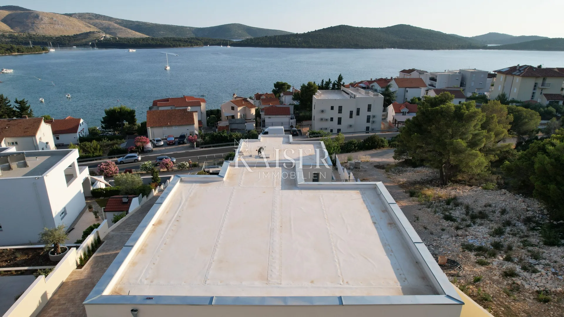 šibenik, jasenovo – luksuzna trosobna kuća 171,15 m² s panoramskim pogledom na more - slika 45