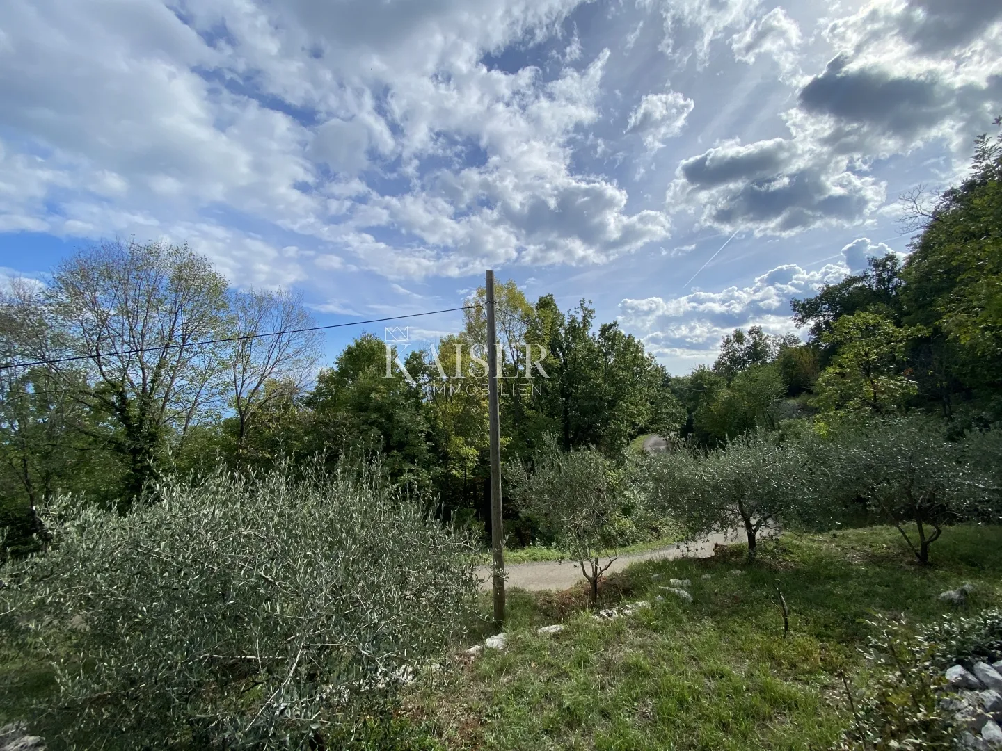 mošćenička draga, obrš - zemljište s ruševinom - slika 4