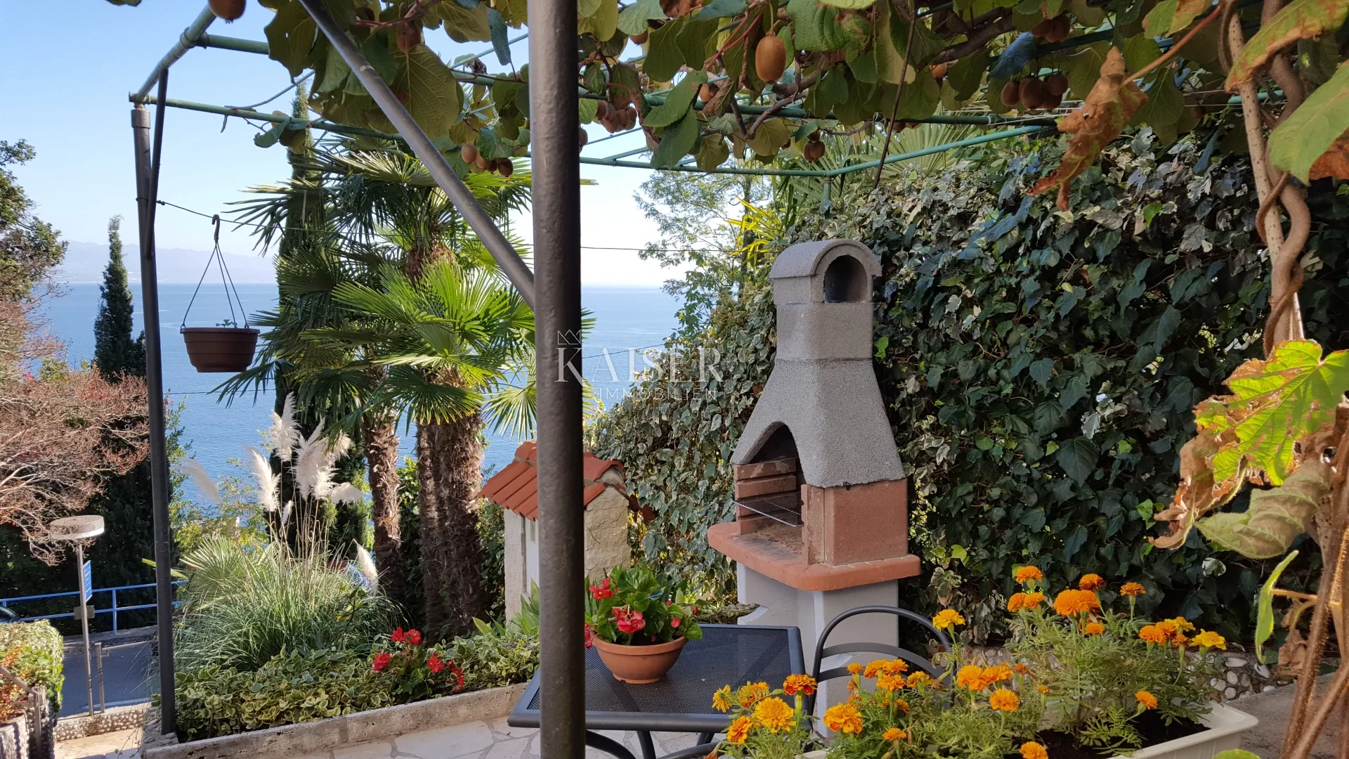 opatija - stan drugi red do mora - slika 4