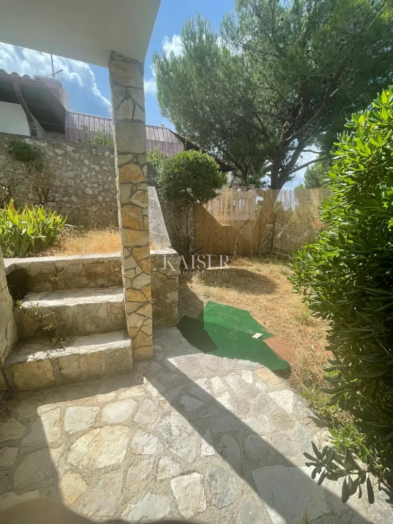 cres, martinšćica - samostojeća kuća 148 m², dva apartmana, 150 m od mora - slika 8