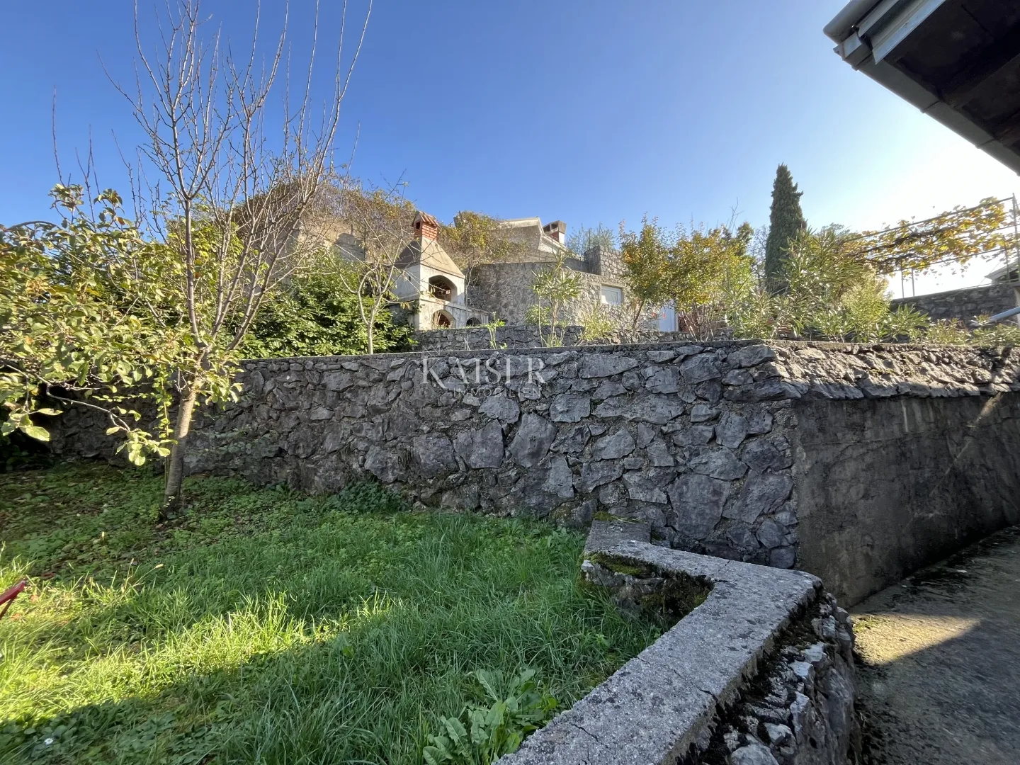 viškovo, obiteljska kuća u centru viškova - slika 19