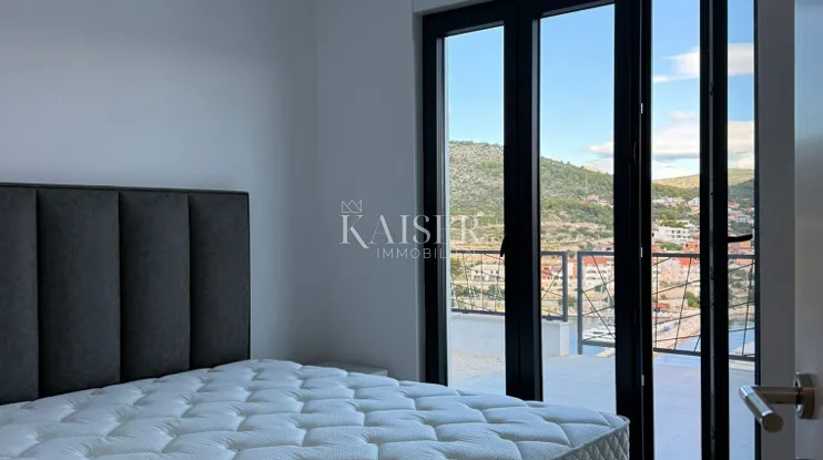 marina, trogir - ekskluzivan, odmah useljiv stan s panoramskim pogledom i vrtom - slika 3