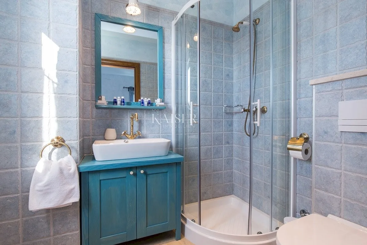 otok krk, dobrinj, okolica - luksuzna villa 211m2, 5* - slika 9