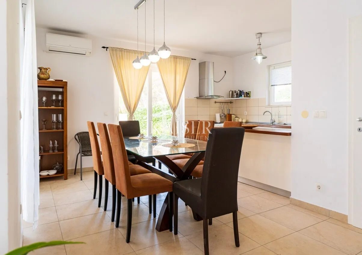otok korčula - prekrasna i zadivljujuća vila uz more - slika 35