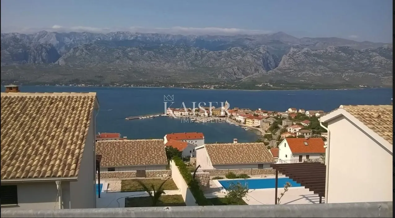 Zadar, Vinjerac - Kuća s četri apartmana ,70m od mora - Vinjerac, Posedarje