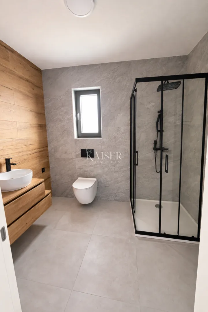 zadar – privlaka | apartman s krovnom terasom i pogledom, 200 m od mora - slika 18