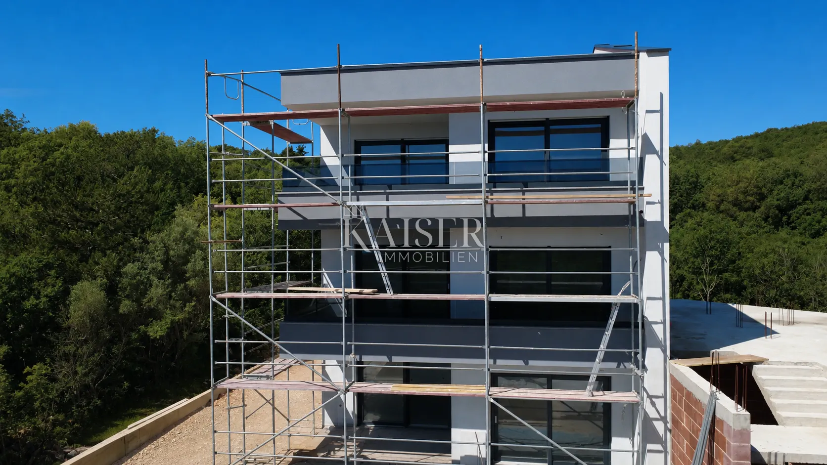 otok krk, vrbnik-moderan stan 107m2 s pogledom na more - slika 9