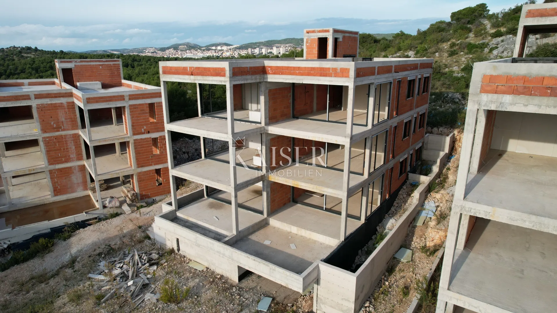 spektakularan stan (stan 2) na prvom katu s privatnim bazenom i vrtom, mandalina - šibenik - slika 2