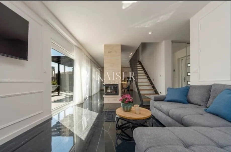 zadar, privlaka - moderna vila s bazenom, 50 m od mora - slika 13