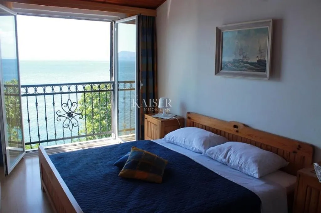 senj, okolica- kuća prvi red do mora - slika 13