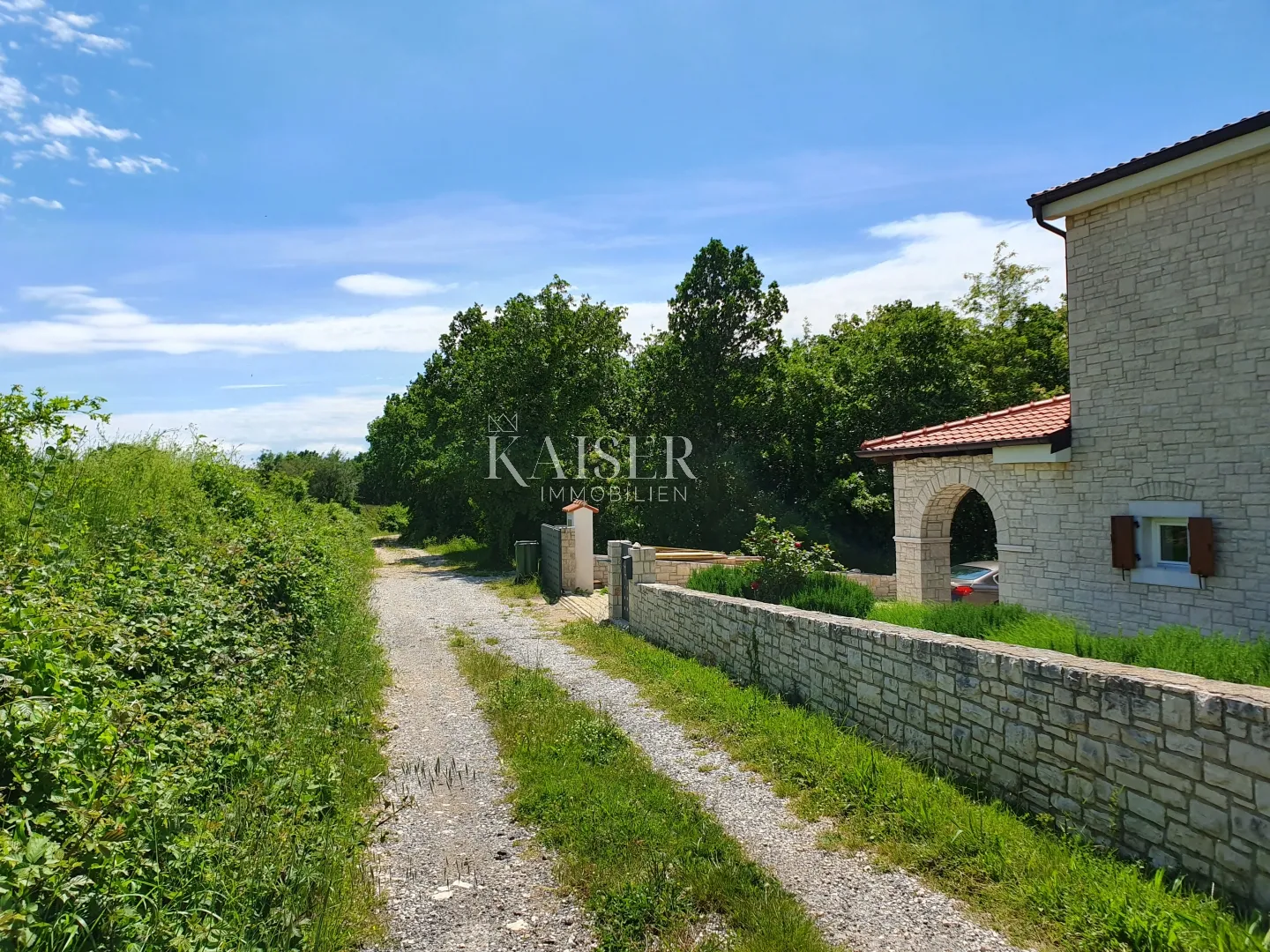 istra - lovreč, prekrasno građevinsko zemljište 871m2 - slika 4