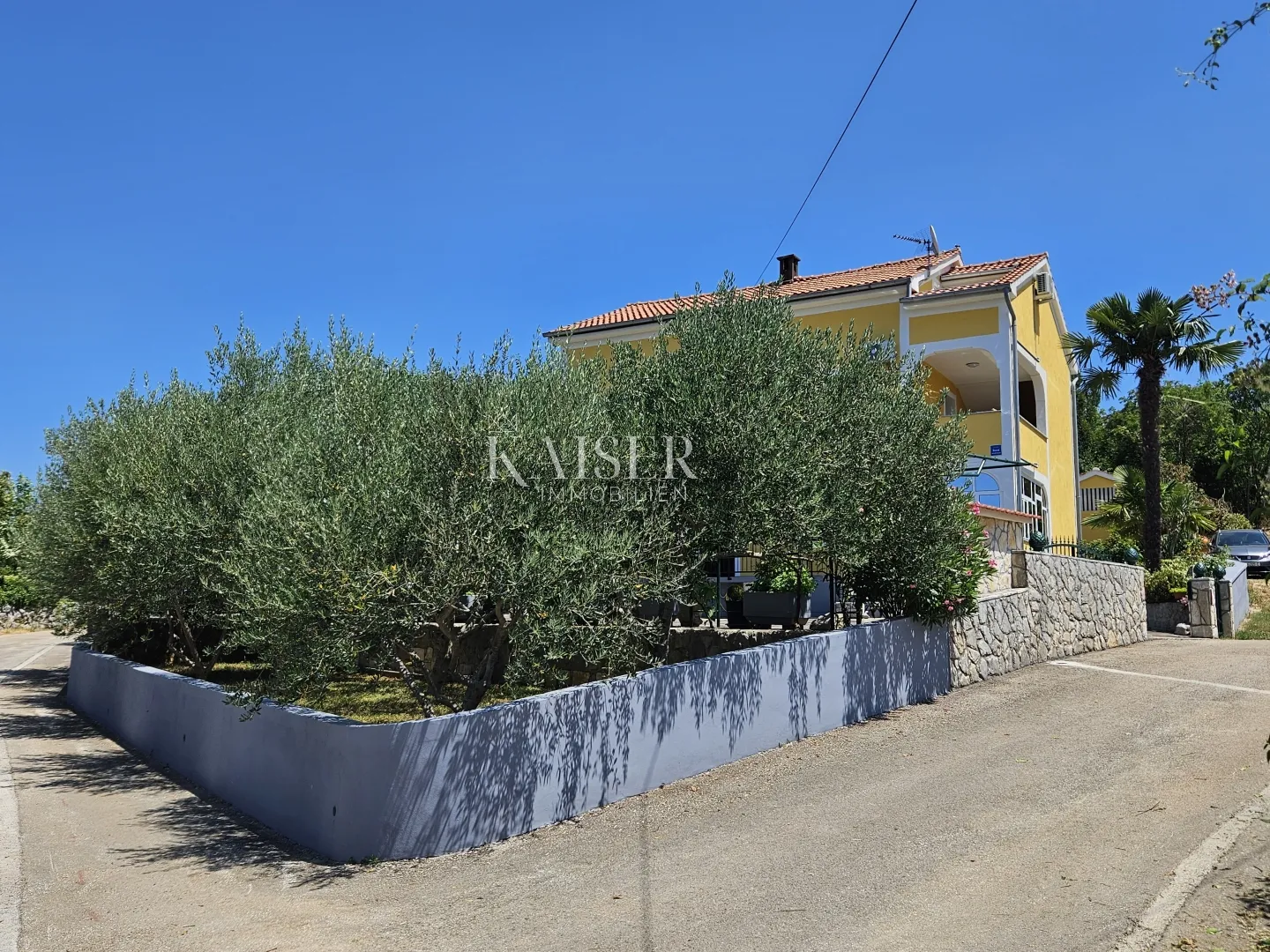 otok krk, malinska - kuća sa 4 apartmana - slika 21