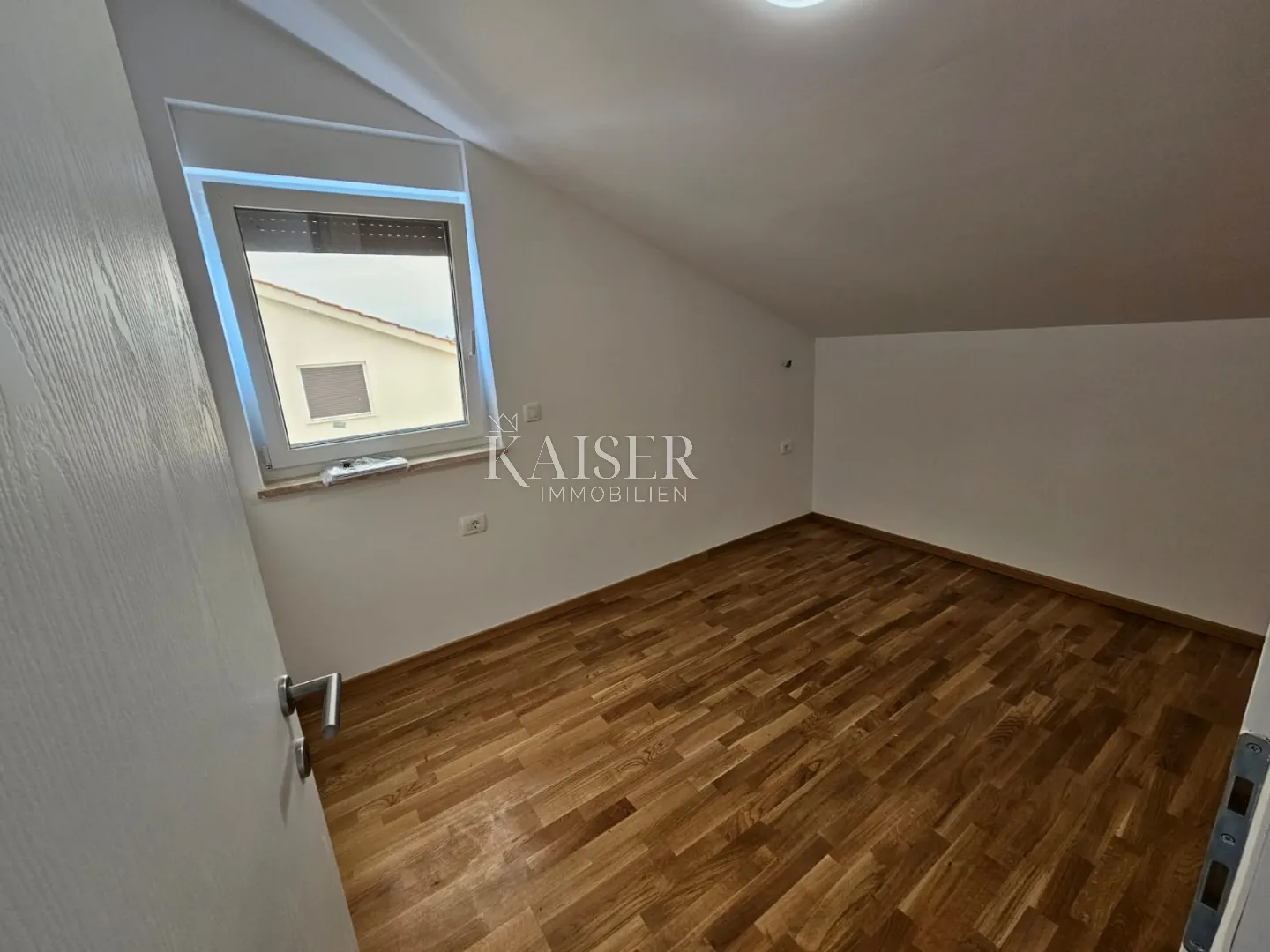 otok krk, njivice - apartman "b" u novogradnji 68m2 - slika 10