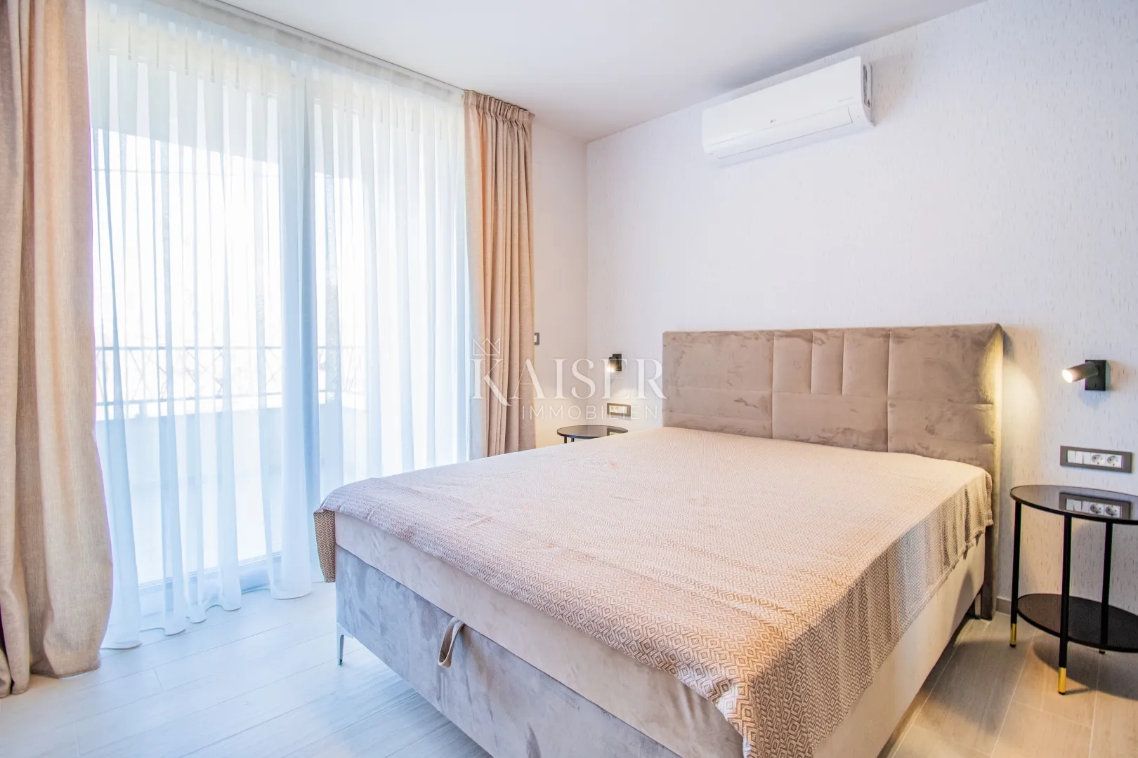 otok krk, brzac - moderna villa sa bazenom 212m2 - slika 18