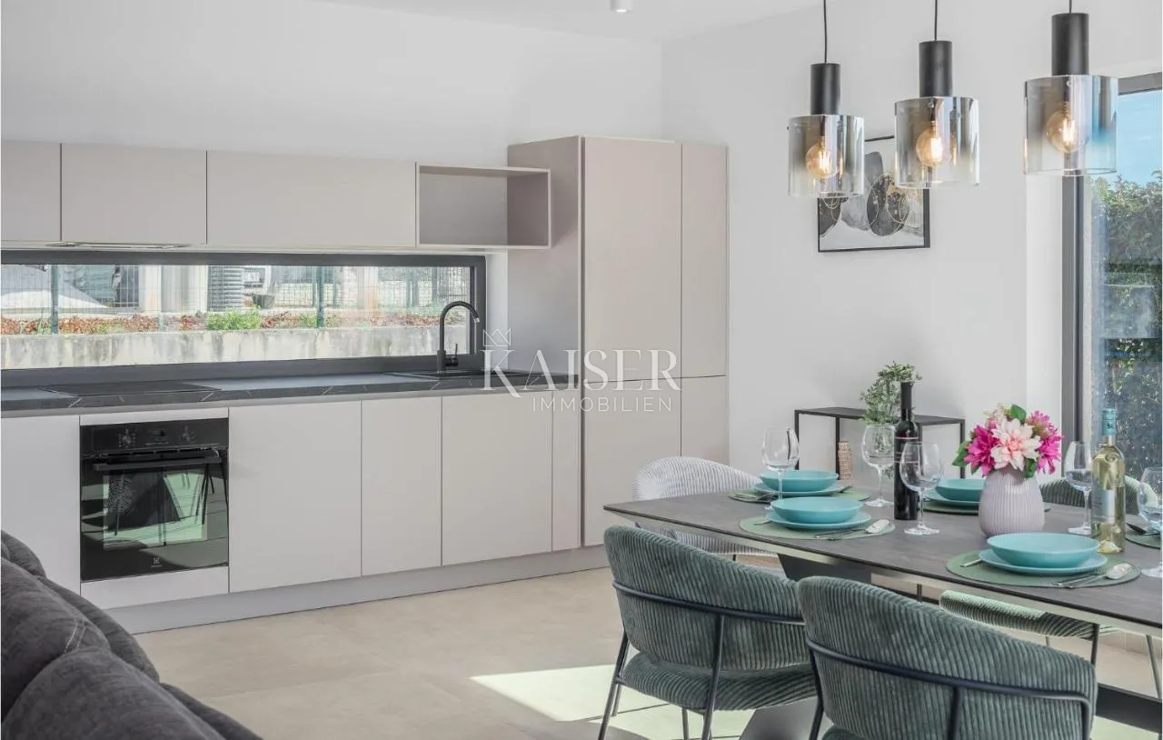 istra, novigrad - moderna vila 155m2 s bazenom - slika 22