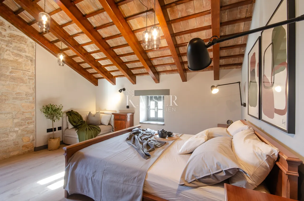 istra, rovinj okolica- šarmantna kamena kuća 170m2 s bazenom - slika 29