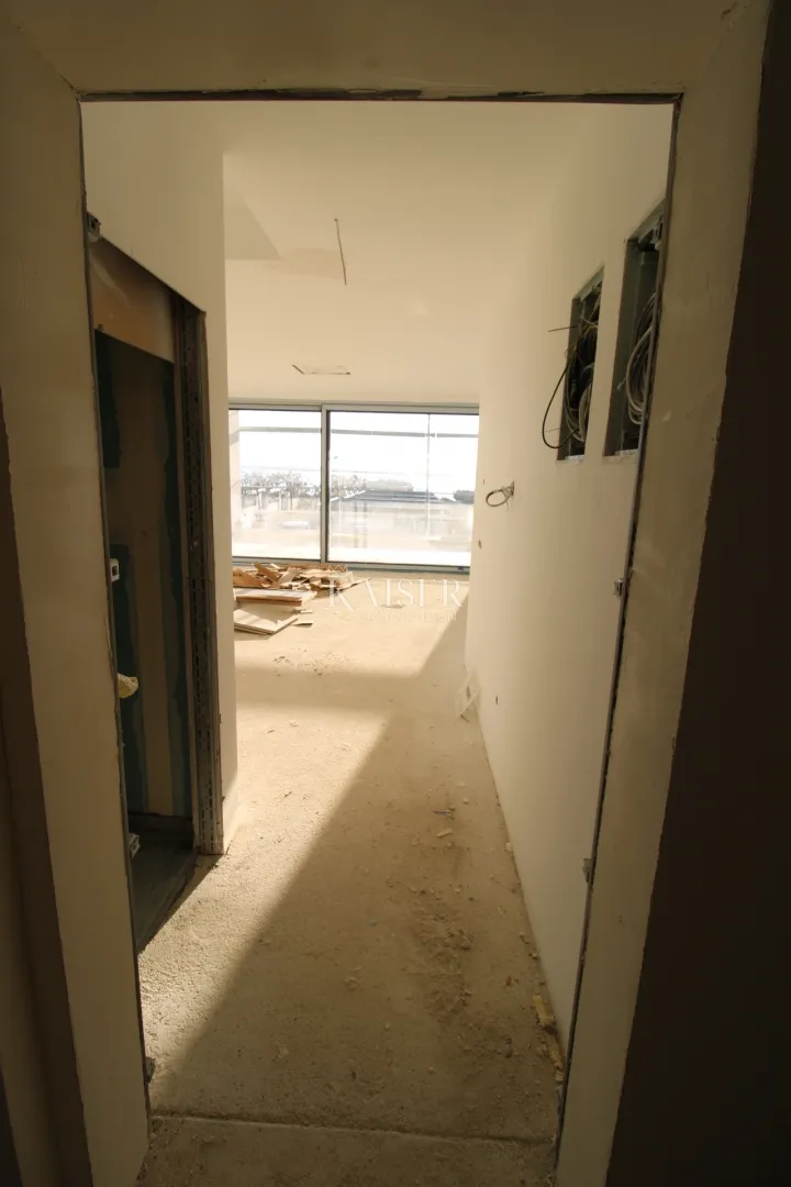 zadar, privlaka: dvoetažni stan sa krovnom terasom,40m od mora - slika 18